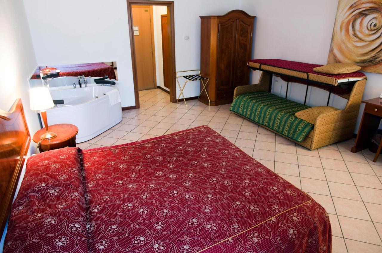Primotel ブレシア エクステリア 写真
