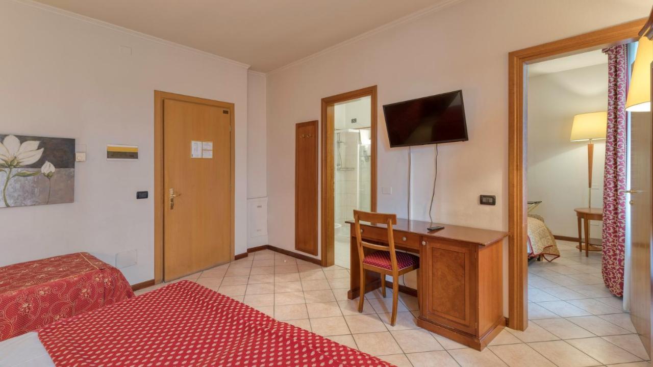Primotel ブレシア エクステリア 写真