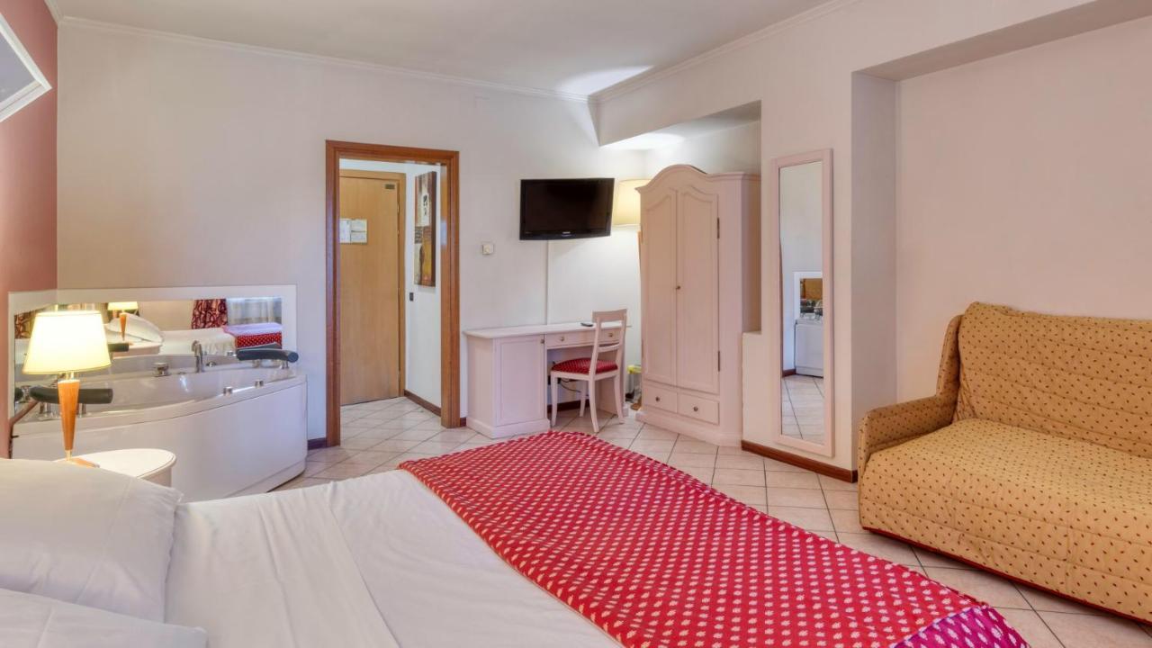 Primotel ブレシア エクステリア 写真